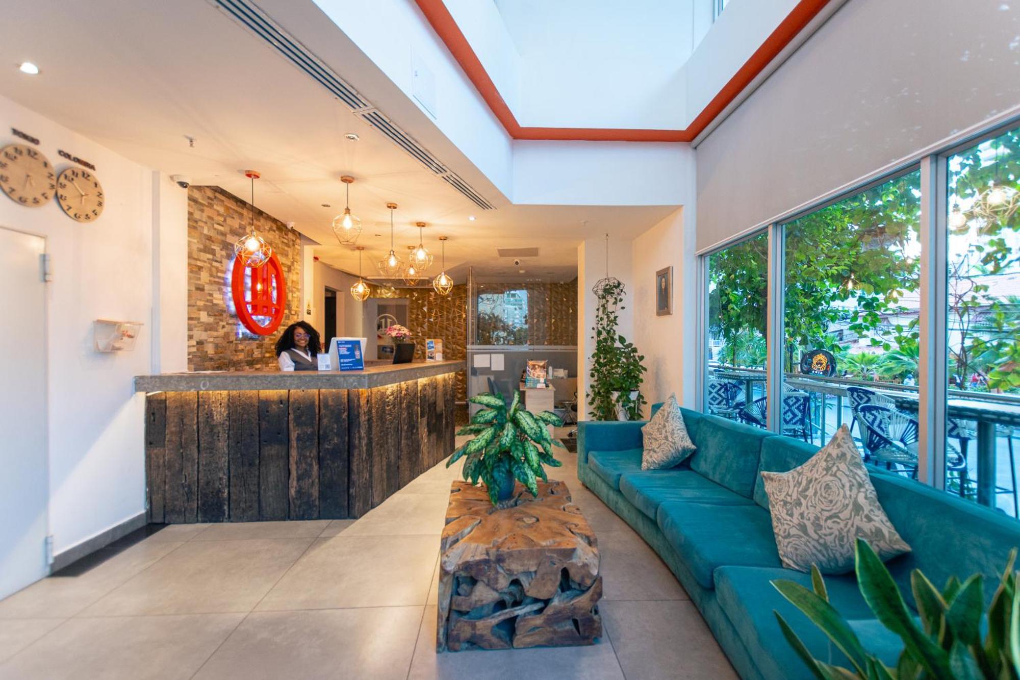 Zi One Luxury 4*